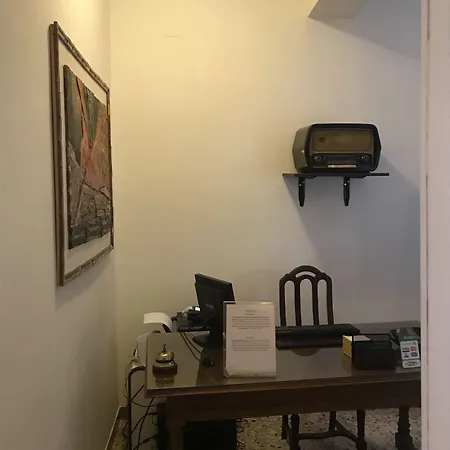 B＆bサンセヴェーロ 3* ナポリ