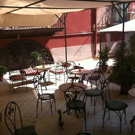 Bed & Breakfast Sansevero Neapel