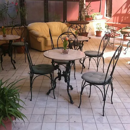 Sansevero Panzió 3*