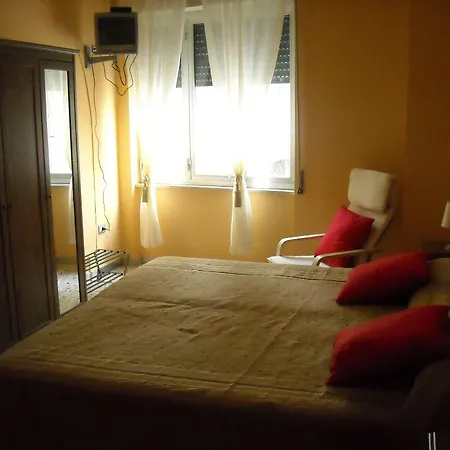 Sansevero 3* نابولي